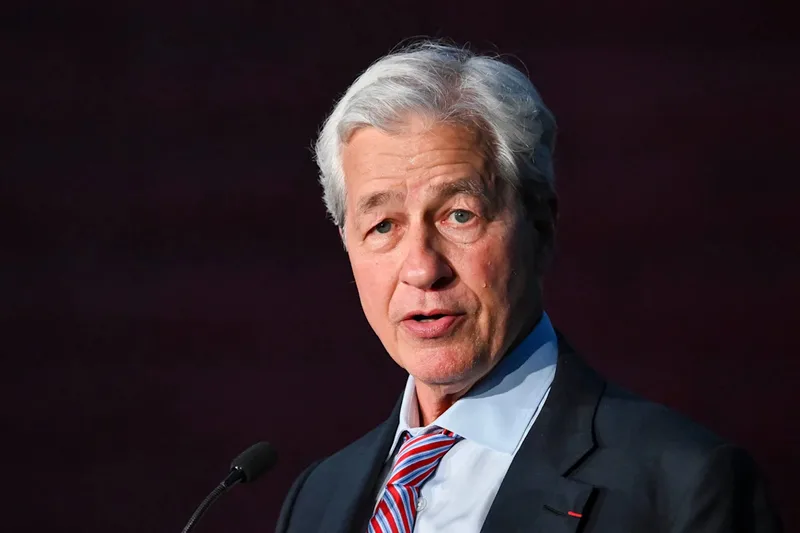 Jamie Dimon Warns a $10 Trillion Small-Business Retirement Wave Is Straining the American Dream