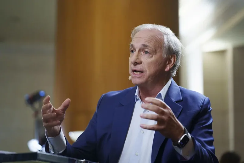 Ray Dalio Says AI Bubble Is Close to Popping as Bond Yields Rise